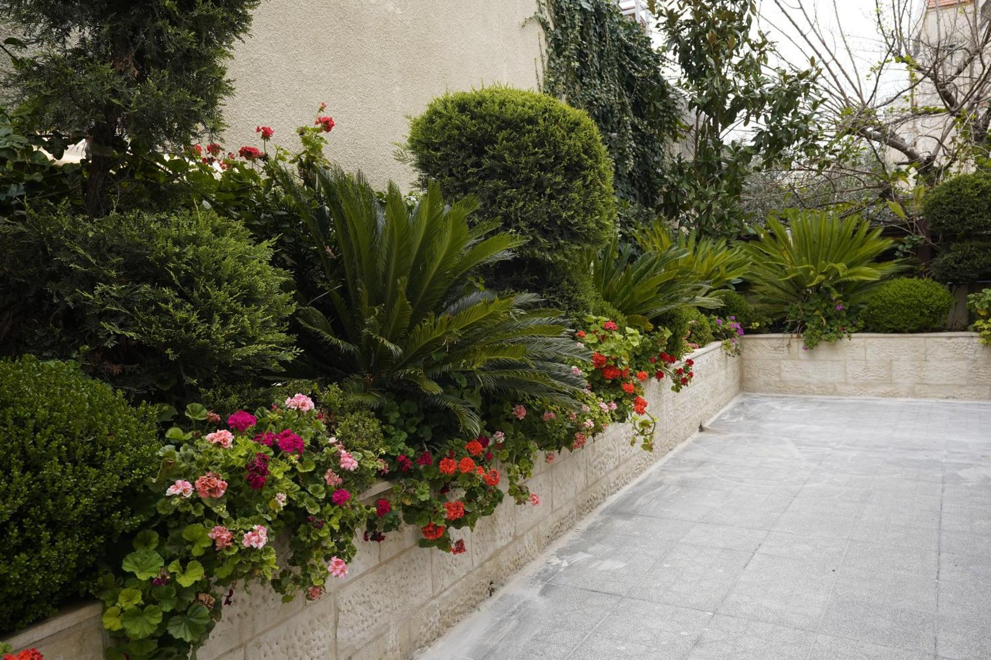 Naylover Hotel Suites Amman Esterno foto