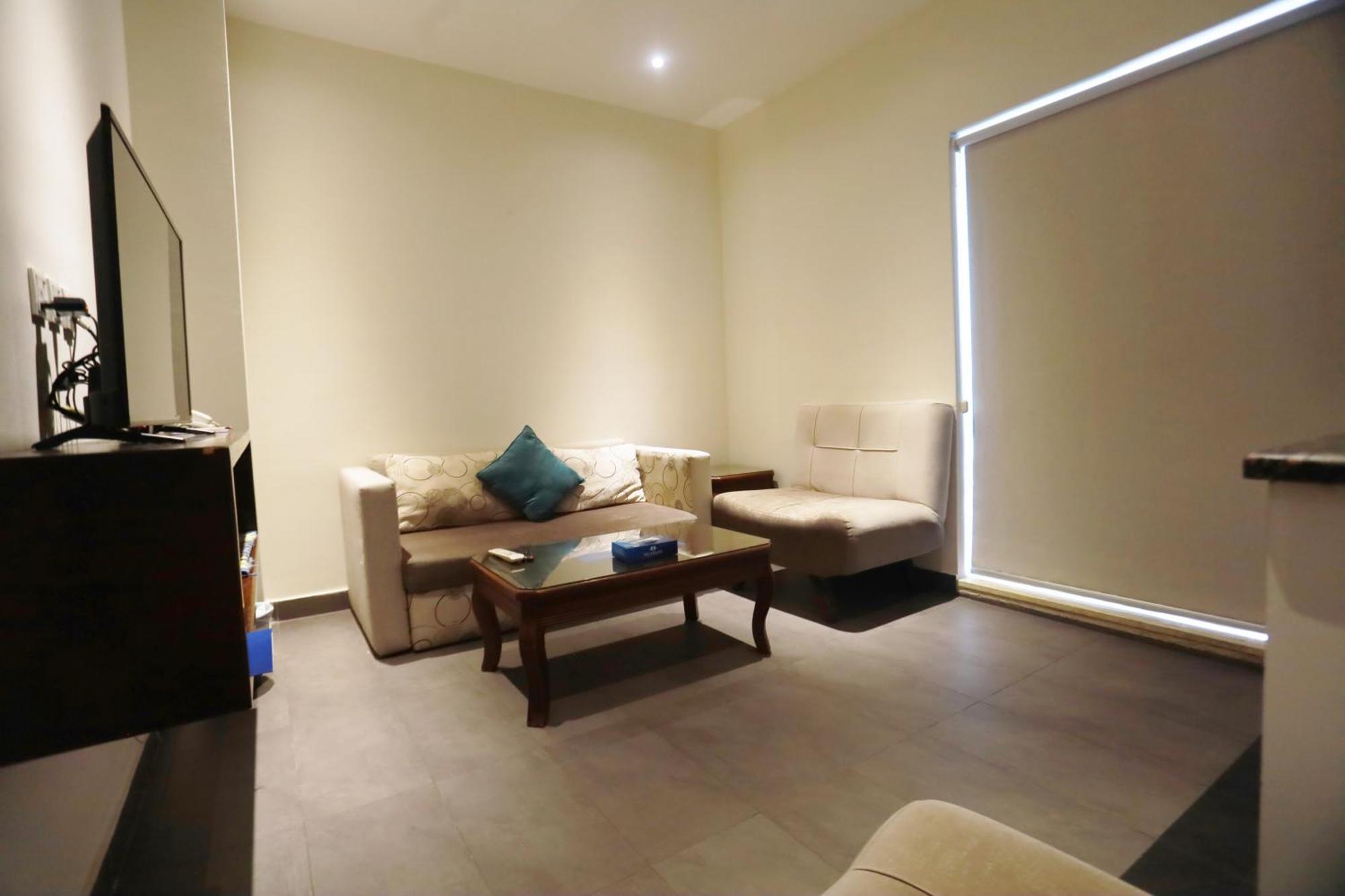 Naylover Hotel Suites Amman Esterno foto