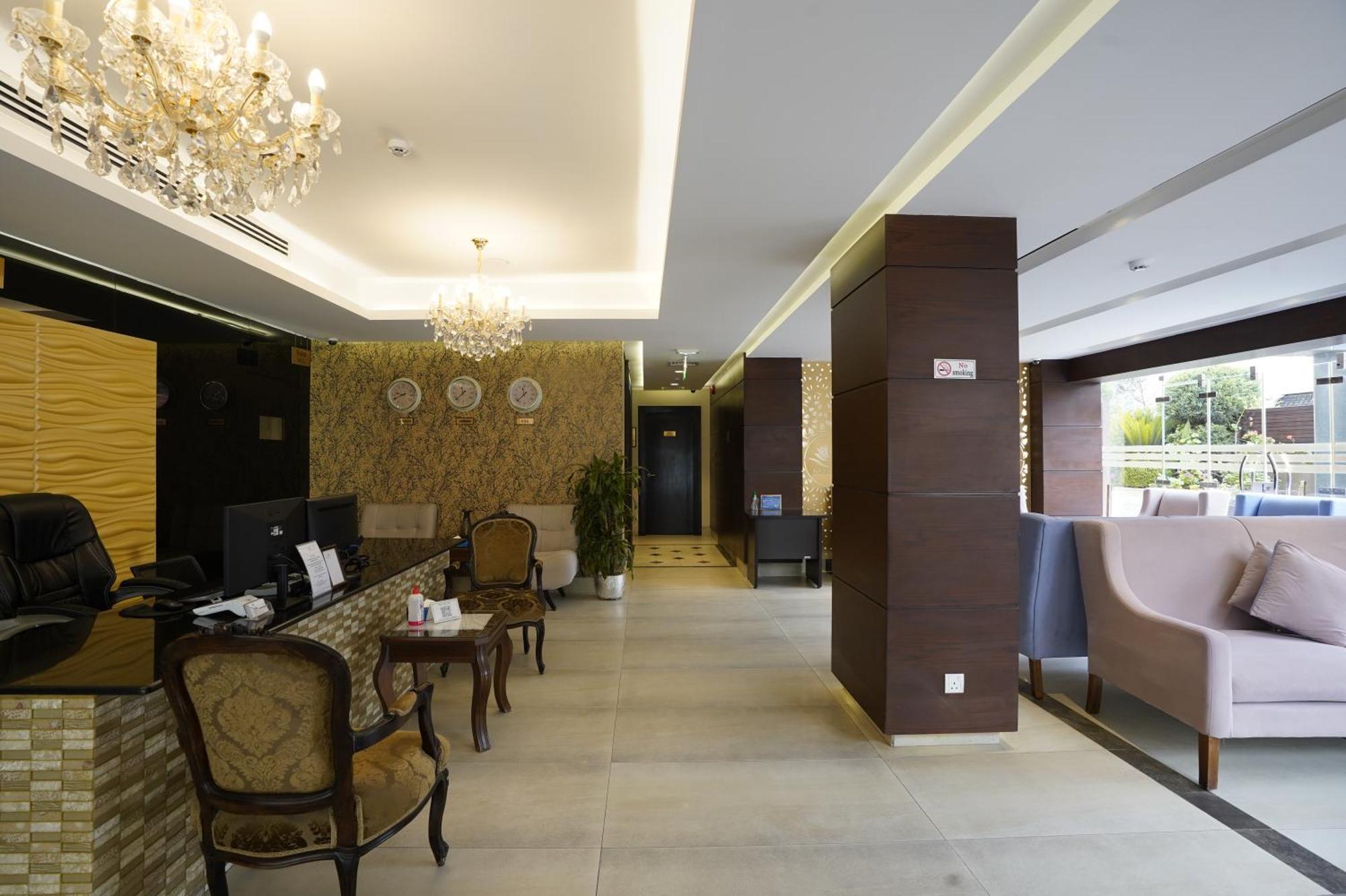 Naylover Hotel Suites Amman Esterno foto