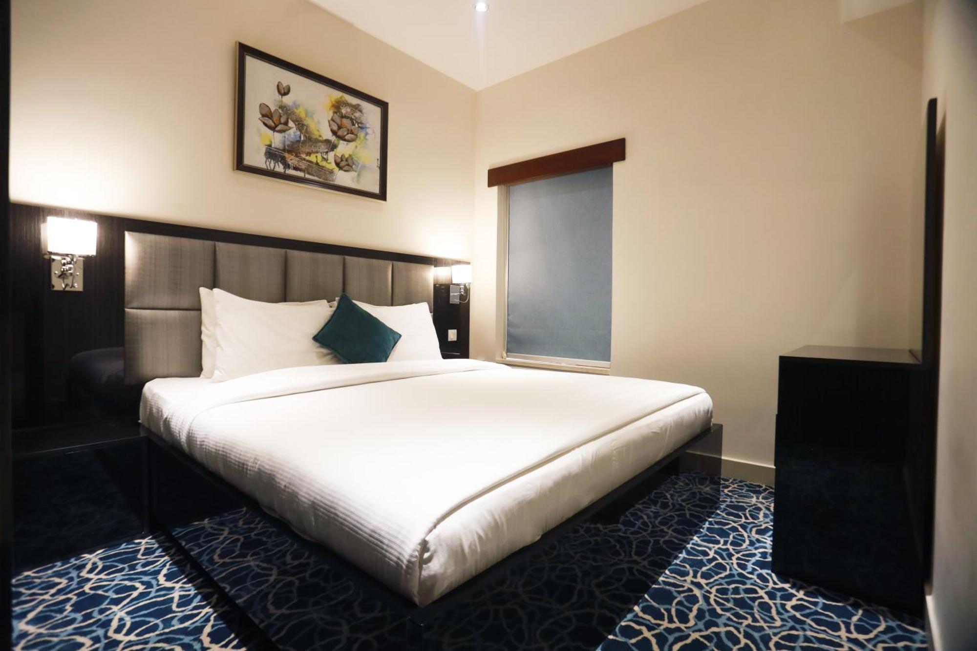 Naylover Hotel Suites Amman Esterno foto